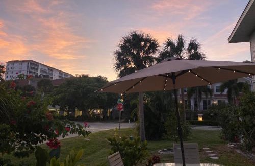 Naples Park Apartment | Closest Studio Suite to Vanderbilt Beach, new remodel, well appointed, BBQ, yard, very private plus many extras!