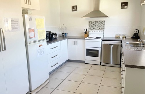 Bongaree Apartment | Cloud 8
