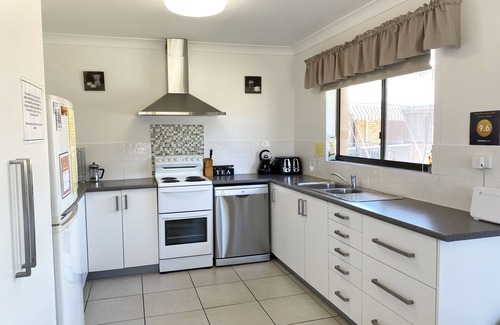 Bongaree Apartment | Cloud 8