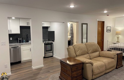 Waseca Apartment | Cloud 9 Studio