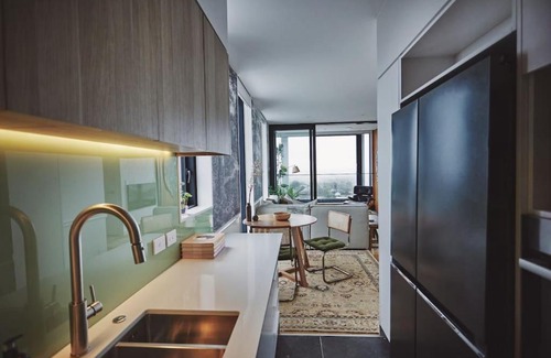 Henderson Apartment | Cloud Loft Residence with 180 Degrees Views