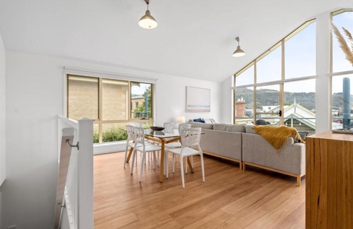 Apollo Bay House | Cloud Nine - Centre of town, walk everywhere
