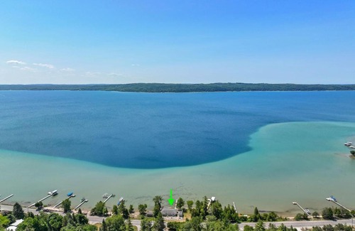 Lake Township House | Cloud Nine on Crystal Lake
