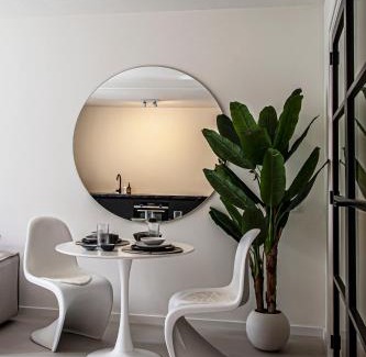 Dordrecht Apartment | Cloud Nine - romantic & design app in city center!