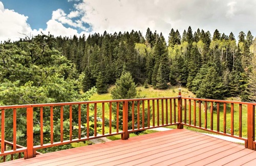 Cloudcroft House | Cloudcroft Home with Spacious Stargazing Deck!