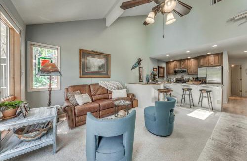 Cloudcroft House | Cloudcroft Townhome on Golf Course with Deck!