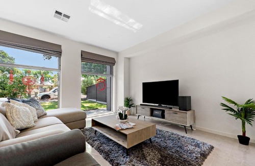 Payneham South House | Clover - The Split-Level Sanctuary in Payneham South