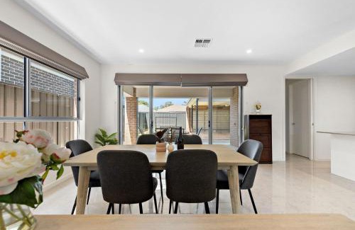 Payneham South House | Clover - The Split-Level Sanctuary in Payneham South