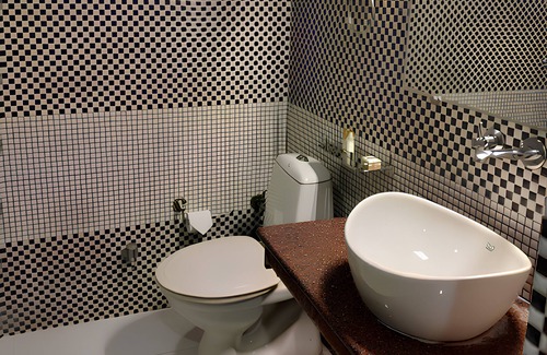 Bareilly Hotel | Club 7