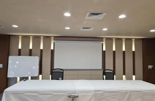 Dholka Resort | Club Azzurro Resort - Nalsarovar