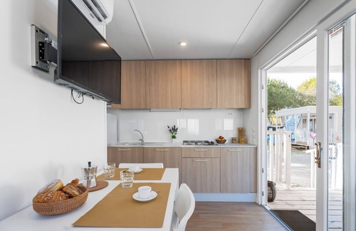Cologna Spiaggia Other | Club Del Sole Stork Family Collection