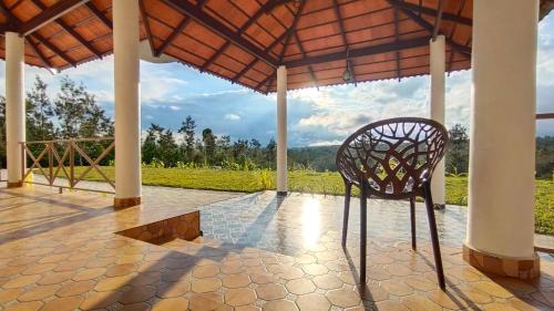Alur House | Club Eco-Trails