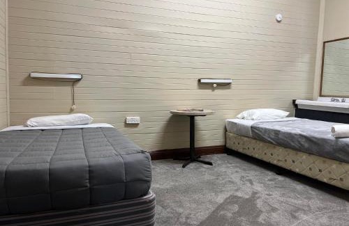 Glen Innes Hotel | Club Hotel