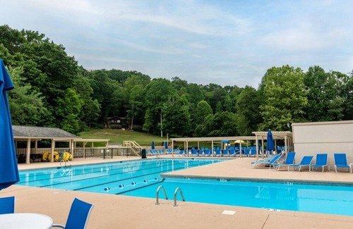 Lake Lure Condo | Club Wyndham Resort at Fairfield Mountains, North Carolina, 2 Bedroom Deluxe Suite