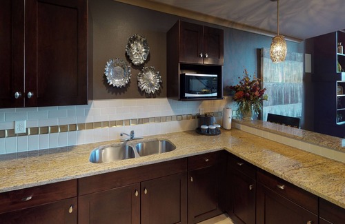 Fargo Hotel | ClubHouse Hotel & Suites - Fargo