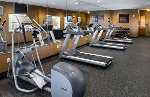 Fargo Hotel | ClubHouse Hotel & Suites Fargo