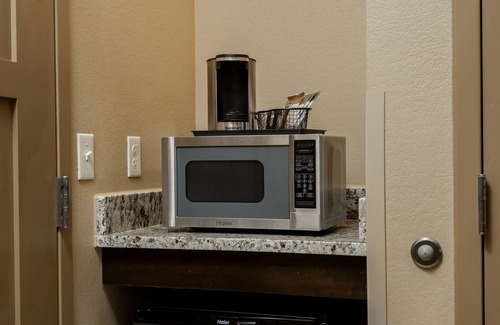 Sioux Falls Hotel | Clubhouse Hotel Suites Sioux Falls