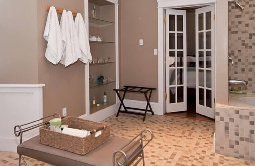 Lanark Bed & Breakfast | Clyde Hall Bed and Breakfast