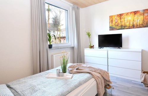 Coburg Apartment | Co05 - Schöne Ferienwohnung mit Balkon in Coburg, 70qm, 3 Zimmer, Max. 6 Personen