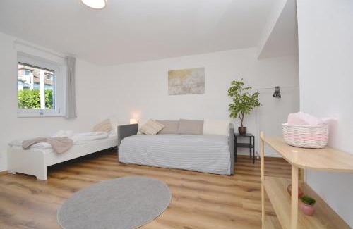 Ketschendorf Apartment | CO10-12 HI Apartments in Coburg