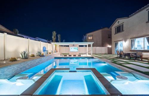 Coachella House | Coachella Luxe Oasis 6BR Resort Self Check-in