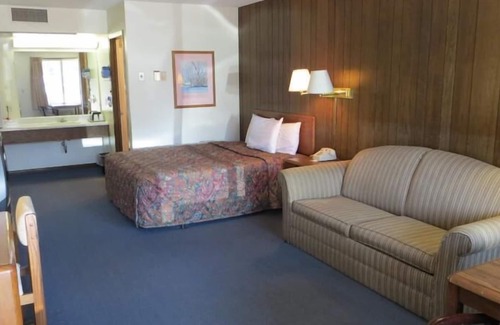 Mitchell Hotel | Coachlight Motel
