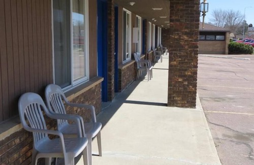 Mitchell Hotel | Coachlight Motel