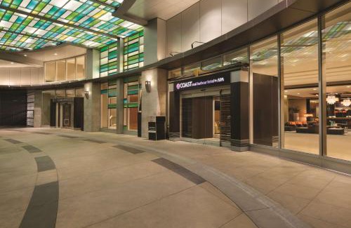 Coal Harbour Hotel | Coast Coal Harbour Vancouver Hotel by APA