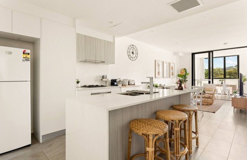 Dee Why Apartment | Coastal 2-Bed Apartment near Beach