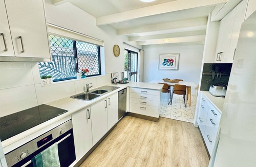 Bogangar House | Coastal Caba Shack - 3 bedrooms - Pet Friendly - Walk to Beach & Shops