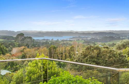Raglan House | Coastal Calm - Raglan Holiday Home