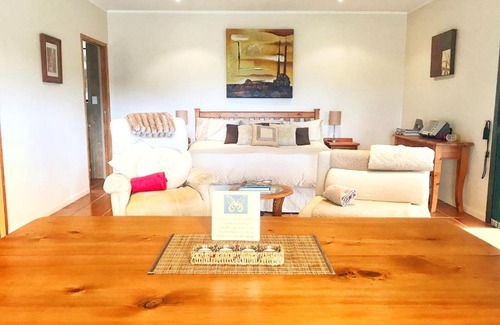 Kaeo Ski Chalet | Coastal Chalet Suites Whangaroa