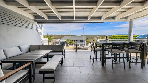 Salamander Bay House | Coastal Charm 24A
