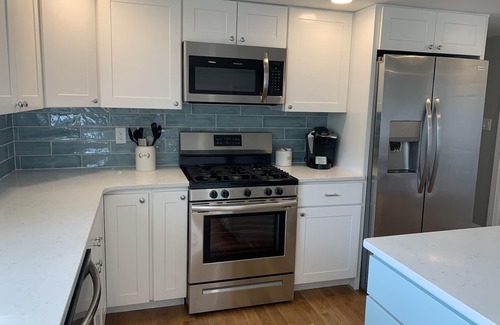 Tiverton House | Coastal charm and sunsets!