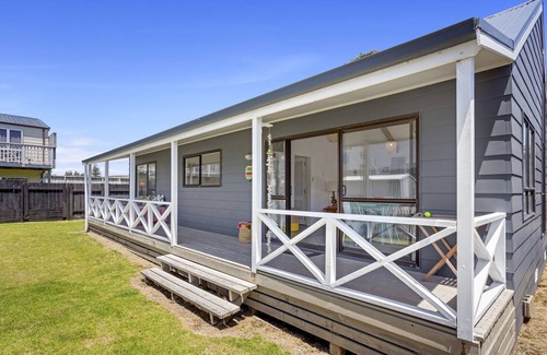 Waihi Beach House | Coastal Charm - Waihi Beach Holiday Home