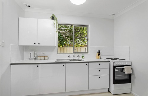 Crescent Head Apartment | Coastal Chic Apartment Only Minutes to the Beach
