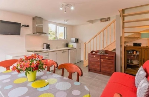 La Plaine-sur-Mer Cottage | Coastal Cottage, 200m from the Sea - Terrace, Parking, Wifi, and Pet-Friendly