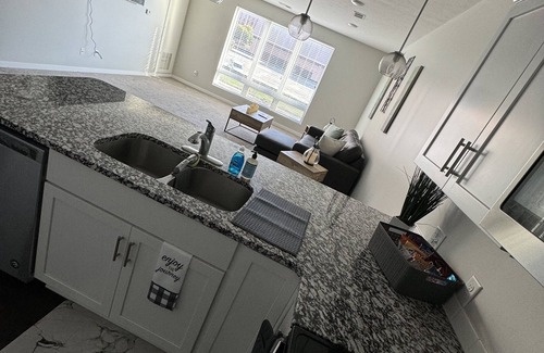 Midtown Apartment | Coastal Escape of Omaha