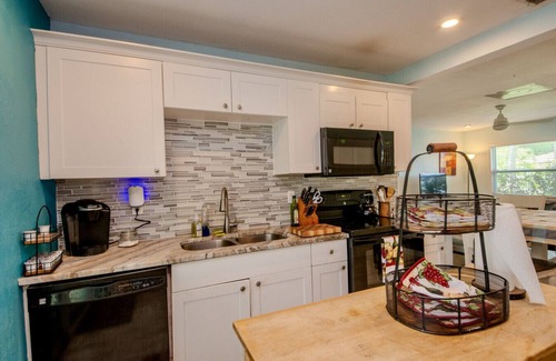 Bonita Springs House | Coastal Getaway on Somerset