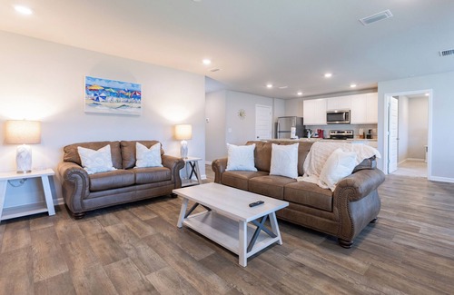 Foley House | Coastal Harmony- Close To Shopping, OWA, Sports Plex, Minutes From Beach!