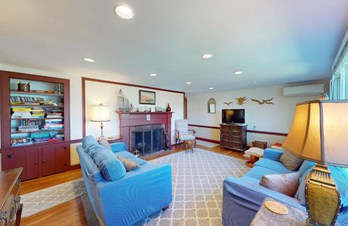 Harwich Port House | Coastal Hideaway