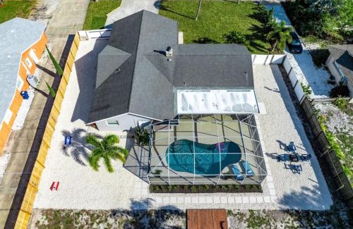 Belair Bayou House | Coastal Home 10 min to the Beach