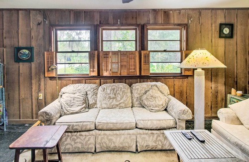 Darien House | Coastal Home w/ Fire Pit, 2 Mi to Dtwn Darien
