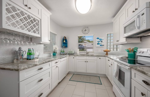 Stuart House | Coastal Karma Cottage - Near downtown Stuart, FL