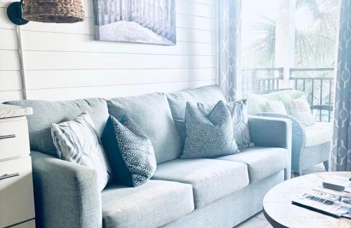 Hilton Head Island Apartment | Coastal King Beach Flat Convenient to Everything!