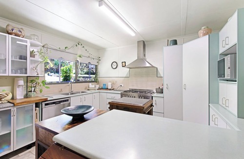 Korora House | Coastal Korora Retreat - Coastal Semi Rural Reteat in Coffs Harbour
