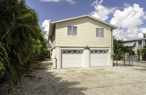 Cutthroat Harbor Estates House | Coastal Oasis, Canal front