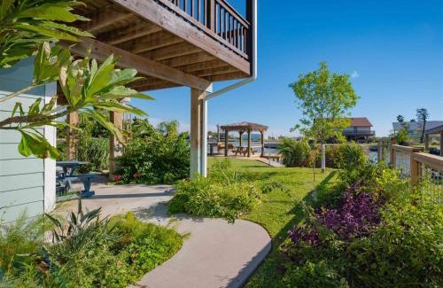 Rockport House | Coastal -Oasis