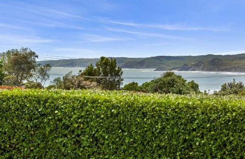 Raglan Villa | Coastal Paradise
