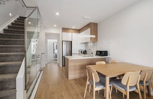 Orewa House | Coastal Paradise - Orewa Holiday Home